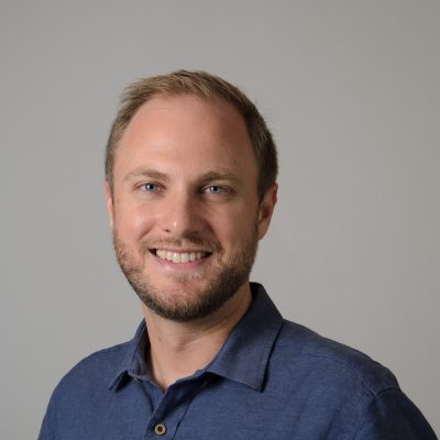 Joshua Mayer headshot